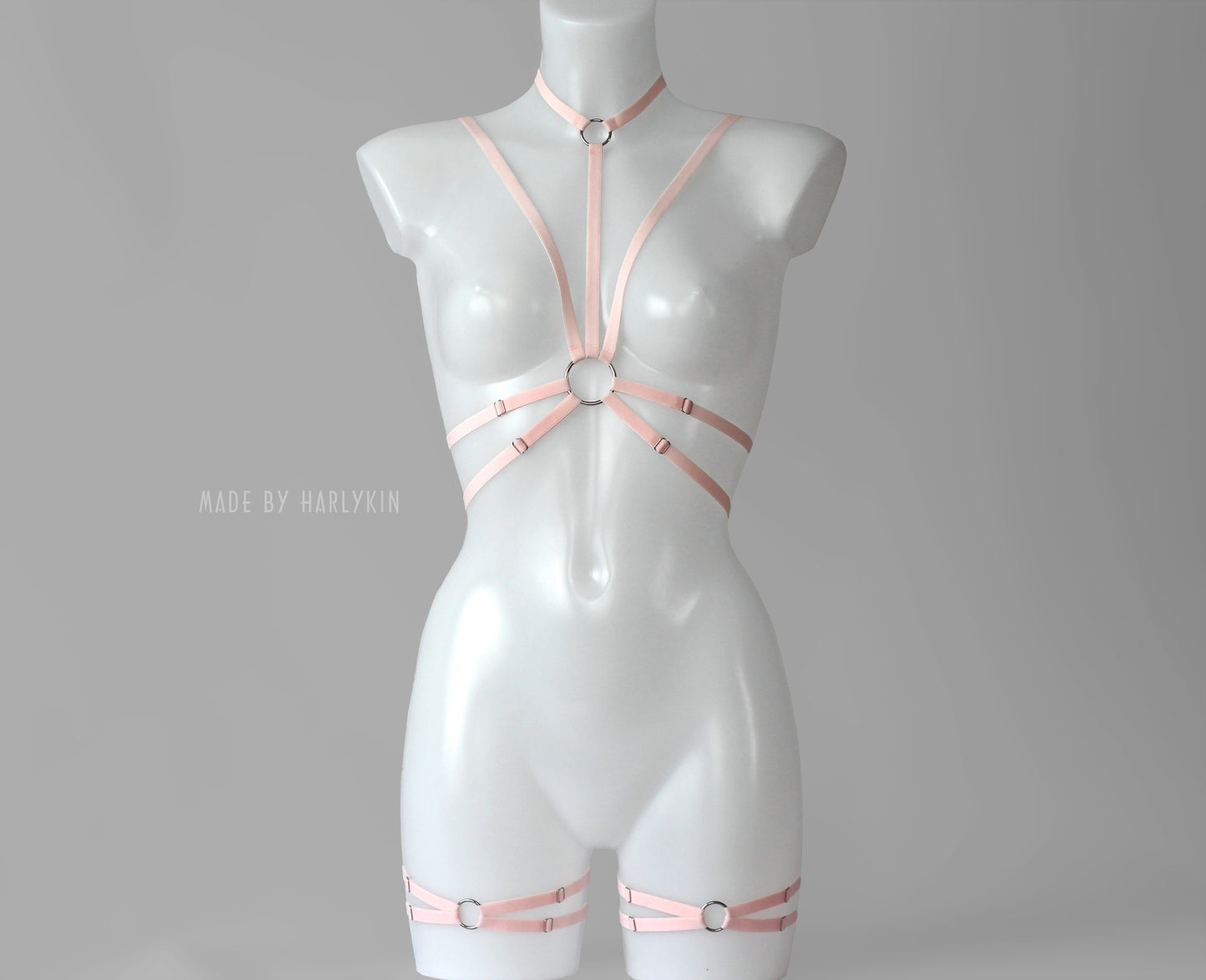 Neonoworóżowy komplet bielizny z uprzężą