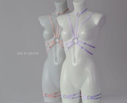 Neonoworóżowy komplet bielizny z uprzężą